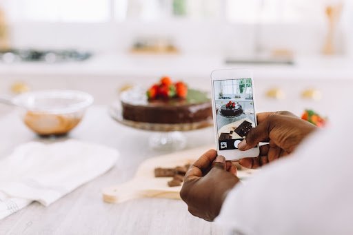 Smart Ways to Promote Your Baking Business on Social Media